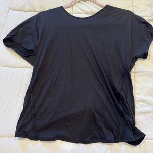 Lululemon black workout top